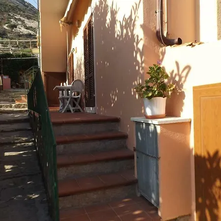 Apartment Il Girasole Pomonte