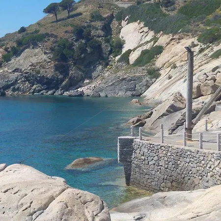 아파트 Il Girasole 포몬테